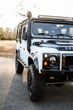 Land Rover Defender 110 by Osprey Custom Cars 1993 года